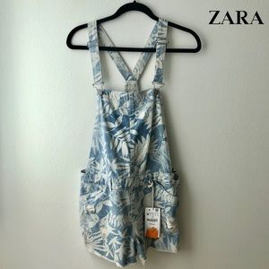 ZARA DISTRESSED DENIM OVERALL SHORTS W PALM TREES